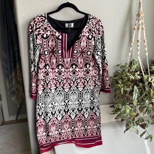 Laundry by design; size 8 shift dress with 3/4 sleeves